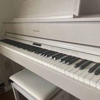 [売ります]ローランド電子ピアノ！ほぼ新品
