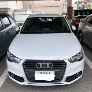 AUDI A1  車検令和３年９月　　平成26年式　