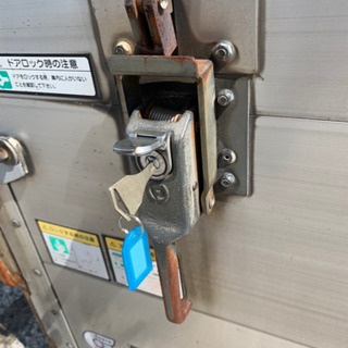 No.380  アルミ箱 バイク倉庫 トラックコンテナ コメ保管庫 物置 DIY No.948 アルミバン 3t アルミ 箱 バイク 倉庫 トラック コンテナ 米