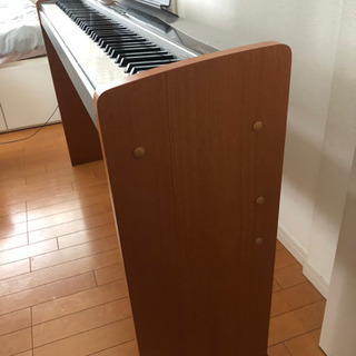電子ピアノ CASIO Privia PX-500L 88鍵盤 ペダル・譜面立て付き 【公式