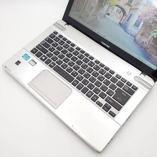 東芝 Corei5 メモリ8GB SSD256GB ノートパソコン