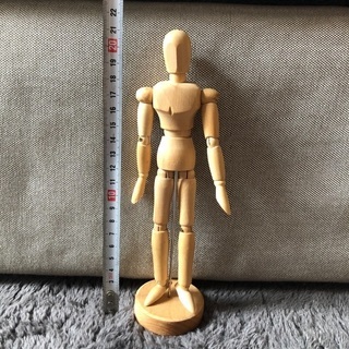 IKEA 木製のデッサン人形