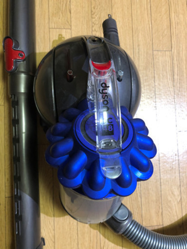 ダイソン  dyson サイクロン掃除機DC48【中古】