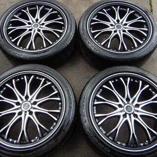 ロクサーニ　１８インチ　ノア、ＶＯＸＹ，ステップワゴンなどに♪