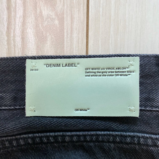 【OFF-WHITE】デニム「Do Not Remove」刺繍 サイズ 33  