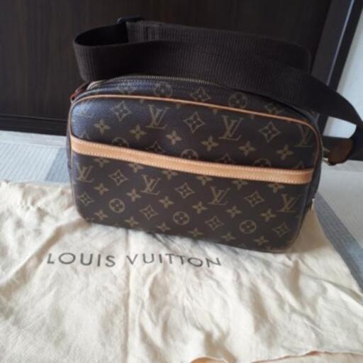 LOUIS VUITTON　リポーター