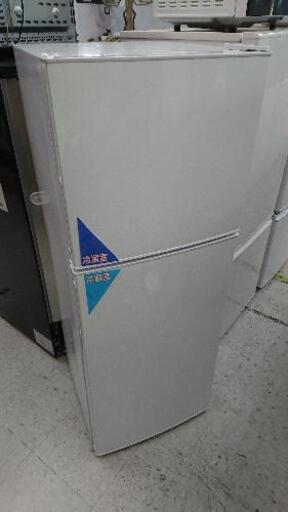 【クリーニング済み】maxzen（マクスゼン） 138リットル　2ドア冷凍冷蔵庫 JR138ML01WH （2019年製）