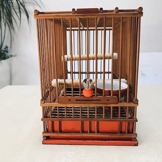 高級竹製鳥籠, サイズ（横２５５✖幅１２５✖縦１７０mm）