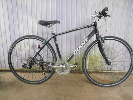 GIANTのクロスバイク エスケープR3　中古自転車 288