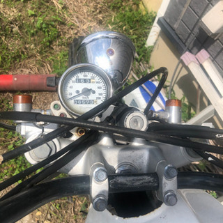 受け渡し者決定！不動車　初期TW200 書類あり　部品取り　タンクチョークなし　キャブなし　スーパートラップなし