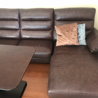 Lカウチソファー(本革)値下げします