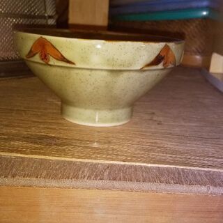 茶色の小鉢