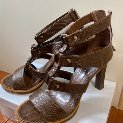 お値下げ Charles Keith サンダル ゆりん 板橋区役所前の靴 サンダル の中古あげます 譲ります ジモティーで不用品の処分 お値下げ Charles Keith サンダル ゆりん 板橋区役所前の靴 サンダル の中古あげます 譲ります ジモティーで不用品の処分