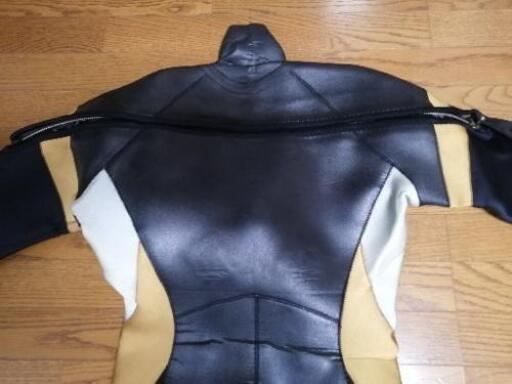 スキューバダイビング、ドライスーツ☆値引きしました☆ | procomm.ca