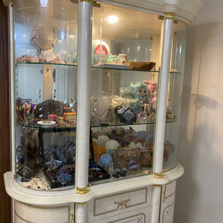 大幅値下げ！！！イタリア家具　サルタレッリ社製　フローレンス輸入家具  3ドアキャビネット