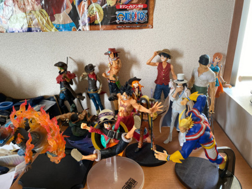 フィギュア　箱なし