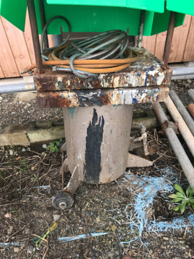 一斗缶潰す機械