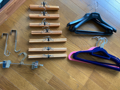 ズボン木製ハンガー ポールスミスハンガー フックその他 スー 井荻の洗濯用品 ハンガー の中古あげます 譲ります ジモティーで不用品の処分