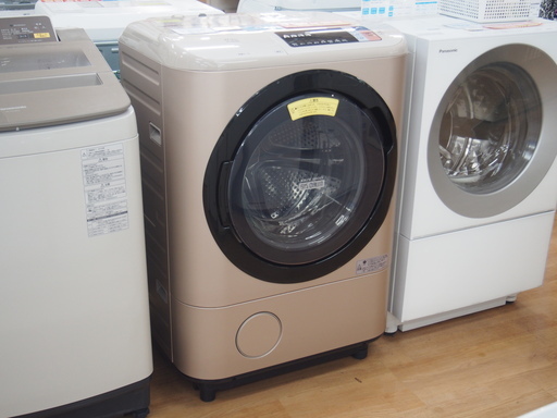 【取りに来れる方限定】2017年製 HITACHIのドラム式洗濯乾燥機売ります！
