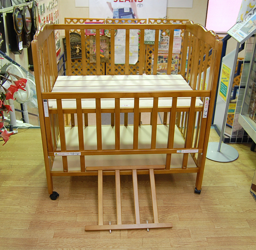 大和屋 ヤマトヤ 折り畳み折りたたみ ミニ ベビーベッド パタン 木製 大和屋 折りたたみミニベビーベッド ベビーインベッド 大和屋ミニ