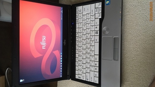 ノートパソコン　富士通　二台　S762＋A550A
