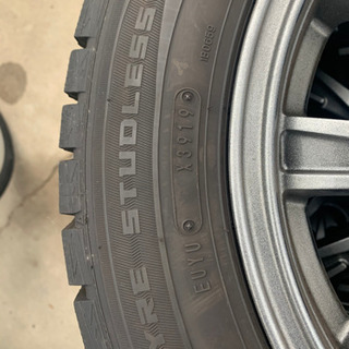 スタッドレスタイヤ　175-65-15