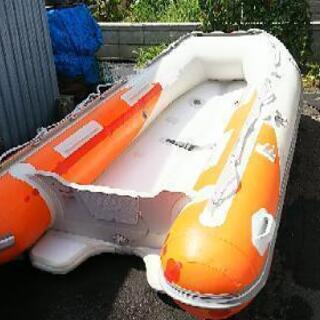 アキレスボート。