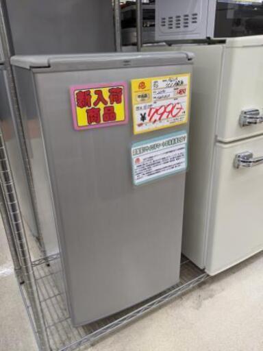 【6ヵ月保証】参考定価￥19,150 2014年 AQUA アクア 75L 1ドア 冷蔵庫 AQR-81A 食品の大きさに合わせて「高さ調節棚」