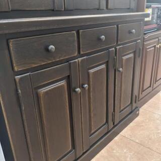 【値下げしました!!】【おすすめ品】絶版品 北海道旭川家具 近藤工芸 3面食器棚  幅114cm✕奥行45cm✕高さ190cm オークハウスシリーズ♬