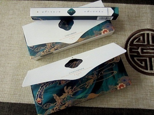 新品 花西子 彫刻 百鳥朝鳳 9色アイシャドウ 中国コスメ Hojo Zeesea 故宮 大英博物館 Kei 鳥取のメイクアップの中古あげます 譲ります ジモティーで不用品の処分