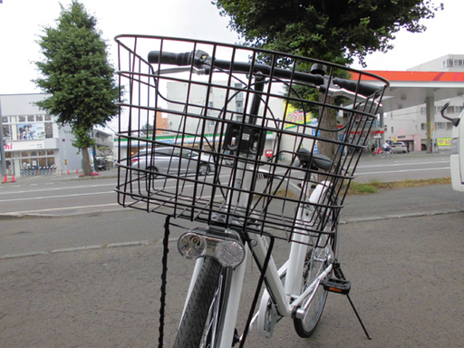 27インチ 自転車 変速7段 ライト・鍵付き シティサイクル ホワイト  南12条店