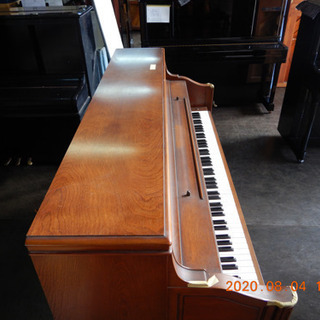 アップライトピアノ　かなり使用感あります