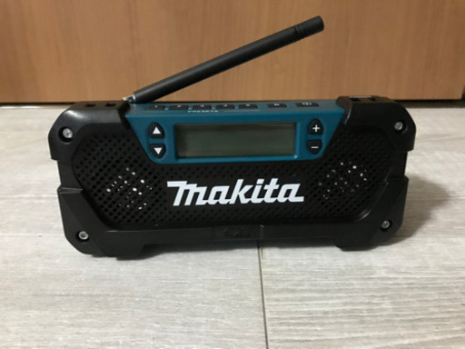 makita 充電式ラジオ お値下げしました www.franchiseko.com