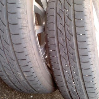 　美品！　綺麗！　使用期間１ヶ月　LEBENアルミ＋ブリジストンタイヤ　ばり山以上　今年のタイヤ