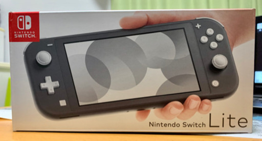 任天堂スイッチライト　グレー