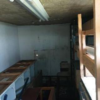 値下げします?ボロ？プレハブ欲しい方どうぞ