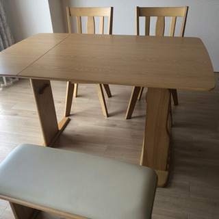 IKEA ダイニングテーブル伸縮 4点セット