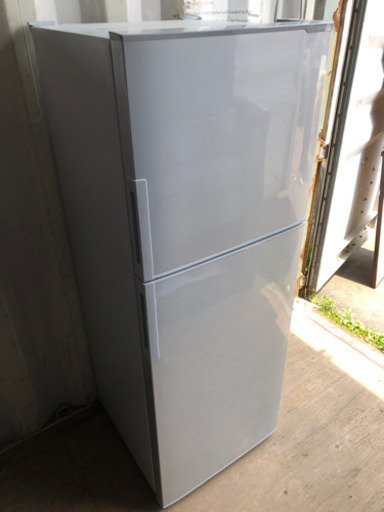 0805-102 シャープ冷蔵庫　SJ-D23B-S 2016年 2ドア