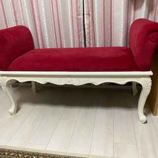 ハンド・フット・マツゲ3つの施術がしやすい ふかふかのフラット