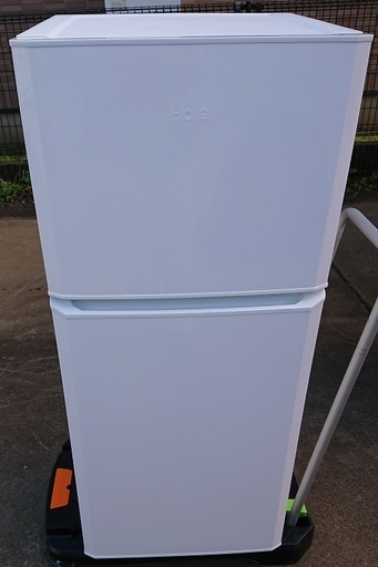 ハイアール（Ｈａｉｅｒ）　冷凍冷蔵庫　ＪＲ－Ｎ１２１Ａ　２０１７年製　１２１リットル　中古美品！