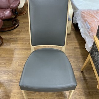 karimoku chitano ダイニングチェアー 売場展開中！！！