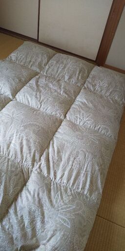 格安 二層構造羽毛掛け布団
