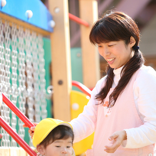 【幼稚園のパート保育補助】9:00～14:30勤務のため扶養内で...