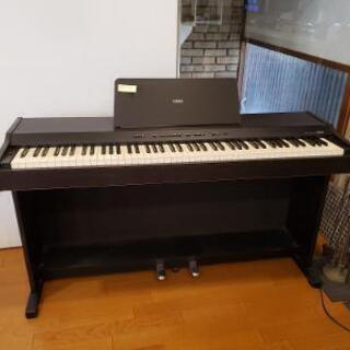 YAMAHA　DIGITAL　PIANO　YDP-88