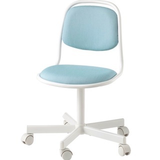 家具 IKEAのコーナーデスク 勉強机のセット2つ目 椅子&ライト付き