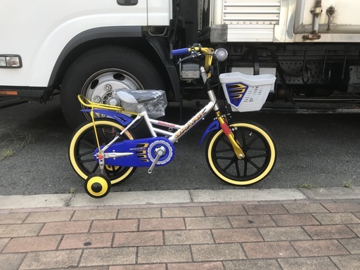 新古品　ブリヂストン　幼児用自転車　スパーク　16インチ　未使用　補助輪付き