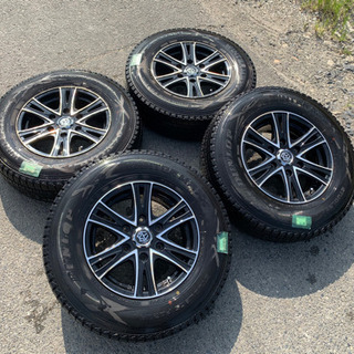 社外ホイール4本セット　15X6J ET33 6X139.7 2017年製 DUNLOP WINTERMAXX SV01 195/80R15 107/105L LT 4本 バリ山　管理番号8601