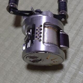 シマノ　カルカッタコンクエスト100DC バス釣り