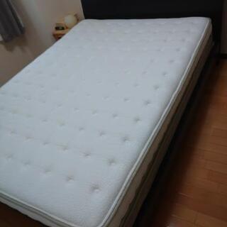 ヴィジュアル系・黄金の油絵（簡易な額あり50cm×65cm）