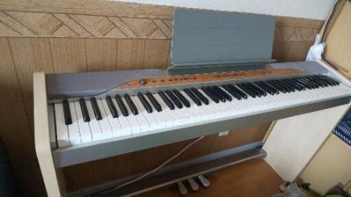 カシオ電子ピアノPX-110